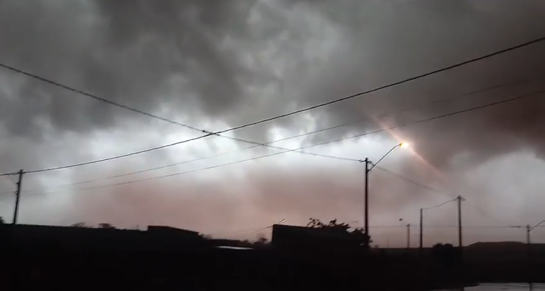 Tempestade De Terra Volta Atingir O Interior De Sp V Deos Clm Brasil