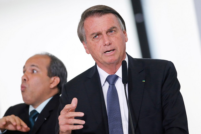 Bolsonaro Critica Linguagem Neutra No Hino Nacional Desrepeito