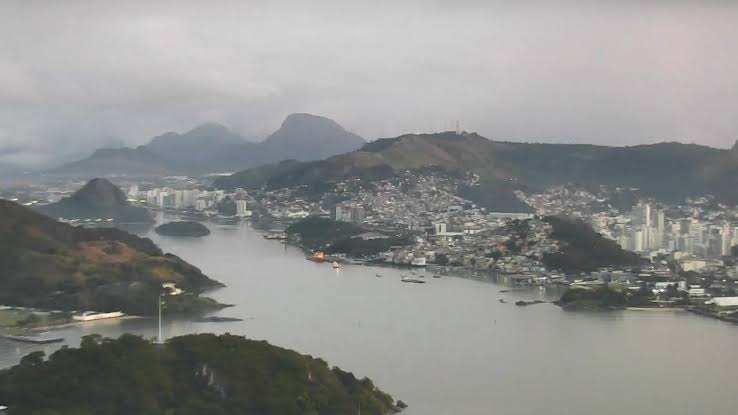 Chuva Forte Atinge O Es Provoca Transtornos E Deixa Dezenas De Pessoas