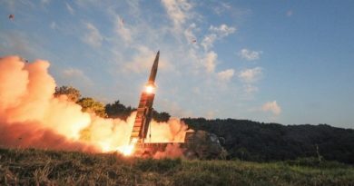 Coreia e EUA disparam mísseis em resposta aos novos lançamentos de teste de ICBM da Coreia do Norte