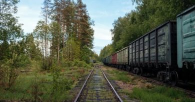 Finlândia apreende centenas de vagões russos devido a sanções da União Europeia