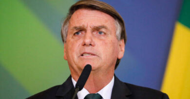 PF indicia Bolsonaro, Braga Netto, Heleno e mais 32 pessoas por tentativa de golpe de Estado