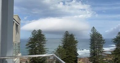 Nuvem estranha em forma de nave espacial provoca medo em moradores na Austrália