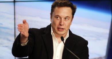 Elon Musk faz alerta assustador após onda de ataques violentos contra suas concessionárias da Tesla