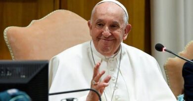 Vaticano emite nota sobre estado de saúde do Papa Francisco: prognóstico incerto