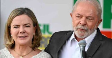 Lula diz que escolheu “mulher bonita” para mudar o jogo no Congresso