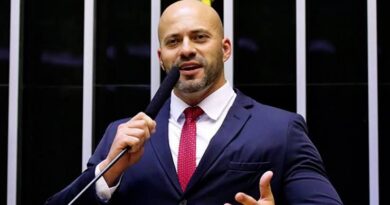 Alexandre de Moraes rejeita saída de Daniel Silveira para Páscoa