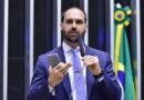 Eduardo Bolsonaro decide morar nos EUA e pede licença do mandato na Câmara